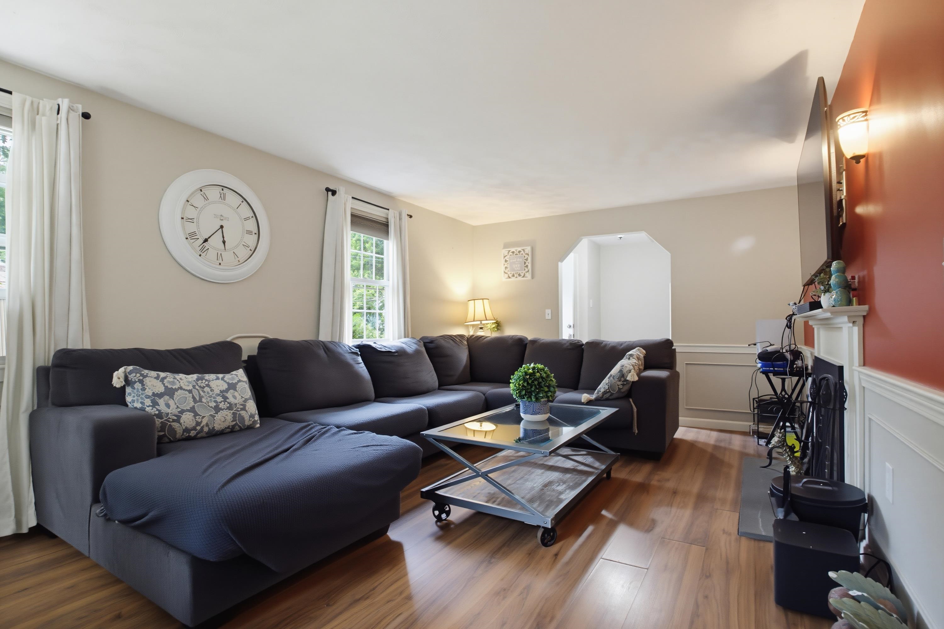21 Shelburne Road Nashua, NH 03063 - Photo 10 of 21 Gallery Image 10