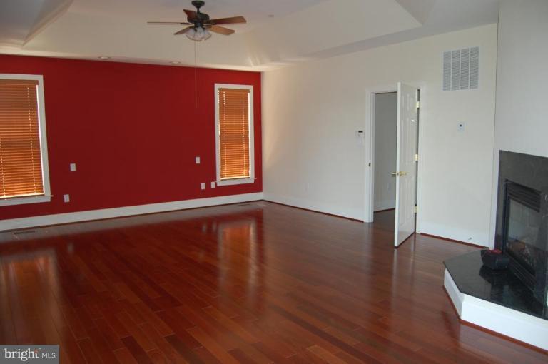 6954 North Clifton Road Frederick, MD 21702 - Photo 11 of 25 Master Bedroom
