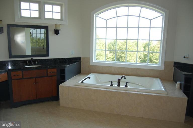 6954 North Clifton Road Frederick, MD 21702 - Photo 12 of 25 Master Bath