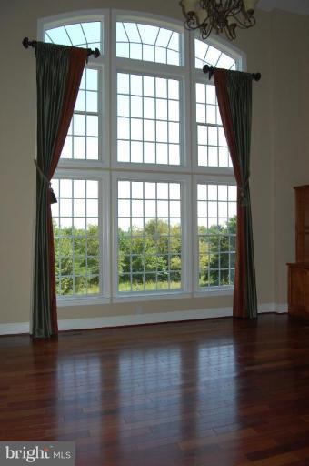6954 North Clifton Road Frederick, MD 21702 - Photo 17 of 25 Living Room #3