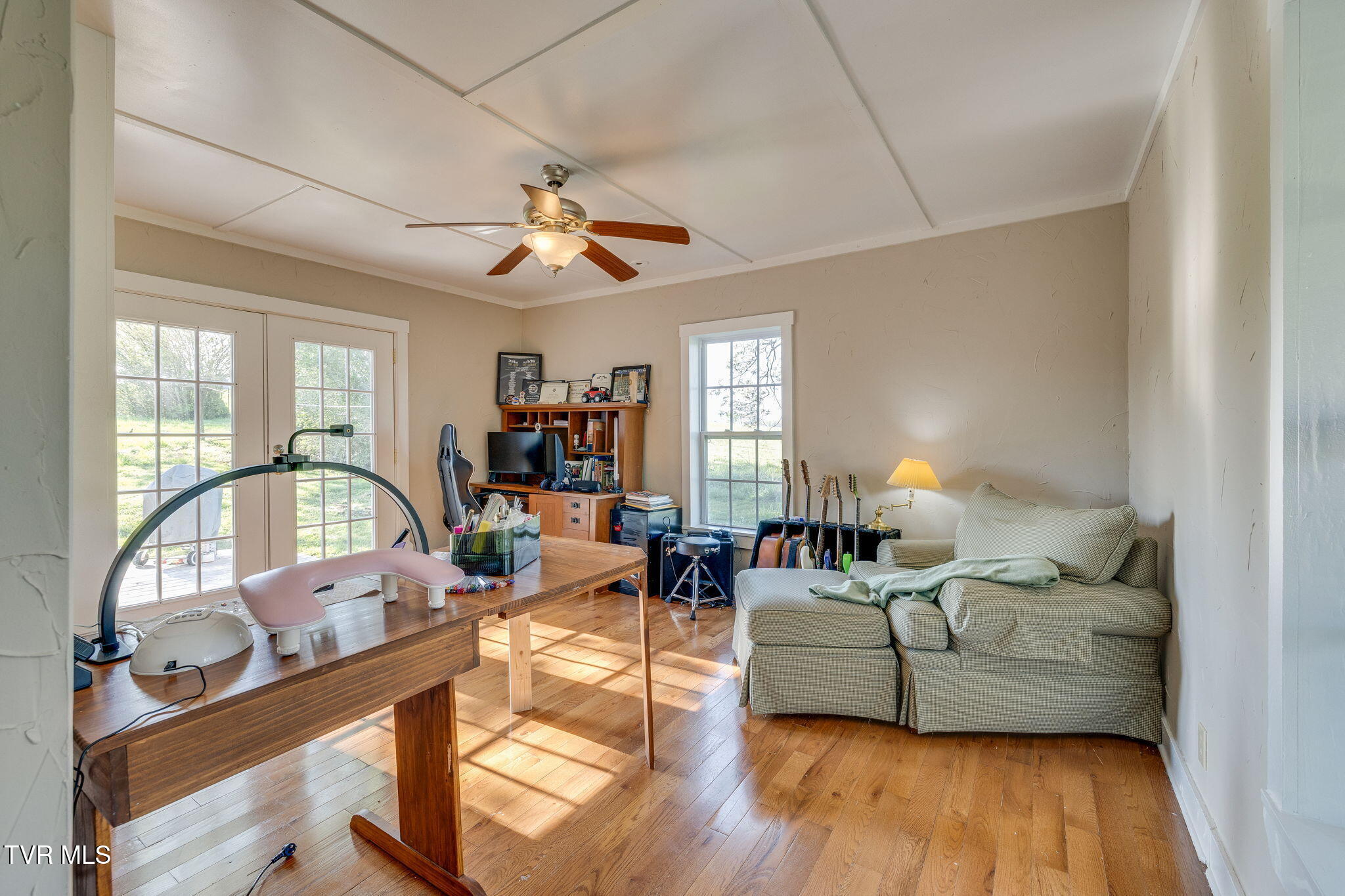 500 Milburnton Road Limestone, TN 37681 - Photo 15 of 34 015