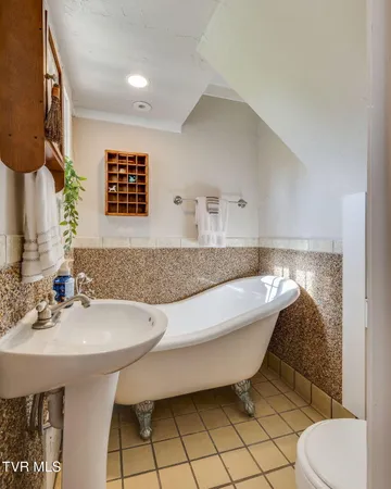 $359,900 | 500 Milburnton Road, Limestone, TN 37681