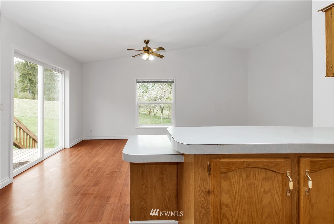196 Barton Road Rochester, WA 98579 - Photo 13 of 35