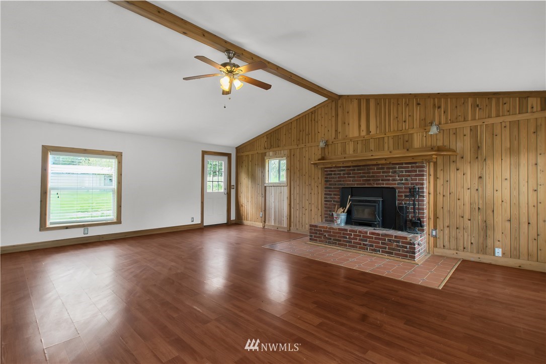 196 Barton Road Rochester, WA 98579 - Photo 17 of 35
