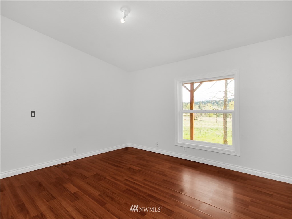 196 Barton Road Rochester, WA 98579 - Photo 22 of 35