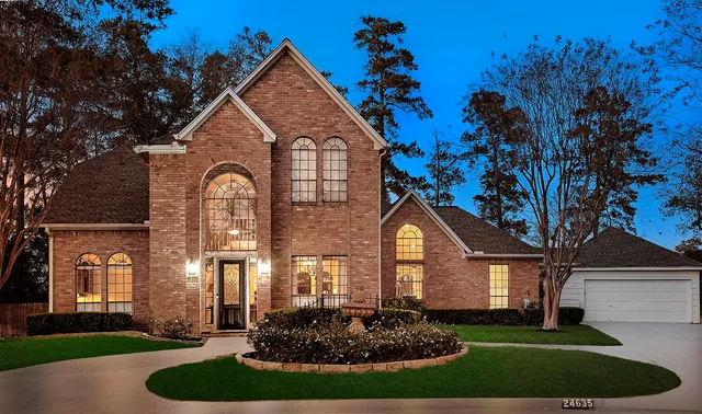 $579,900 | 24635 West Kingscrest Circle, Spring, TX 77389