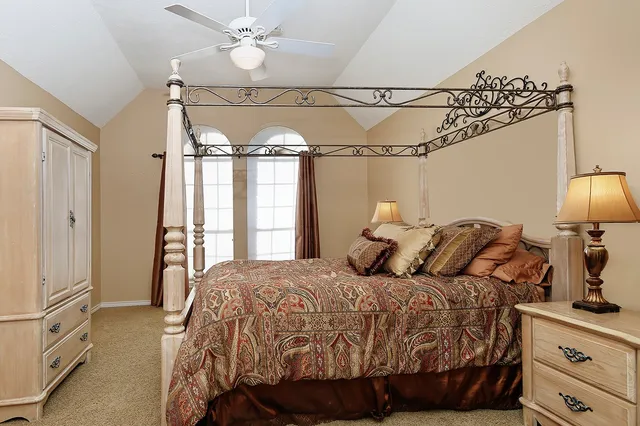 $579,900 | 24635 West Kingscrest Circle, Spring, TX 77389