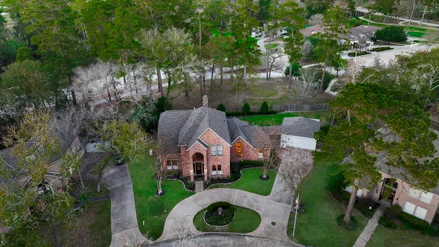 $579,900 | 24635 West Kingscrest Circle, Spring, TX 77389