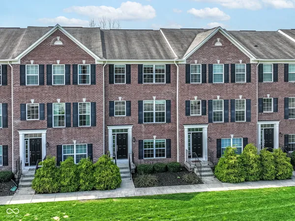 $2,200 | 9050 Mercer Drive, Fishers, IN 46038
