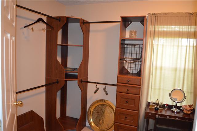 1653 Gratton Road Clarksville, TN 37043 - Photo 17 of 20 Super Sized Closet in master 14x8