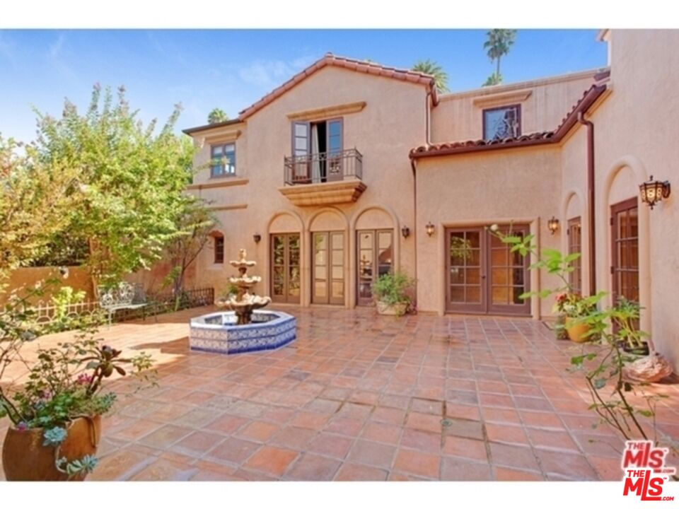 725 Foothill Road Beverly Hills, CA 90210 - Photo 33 of 46