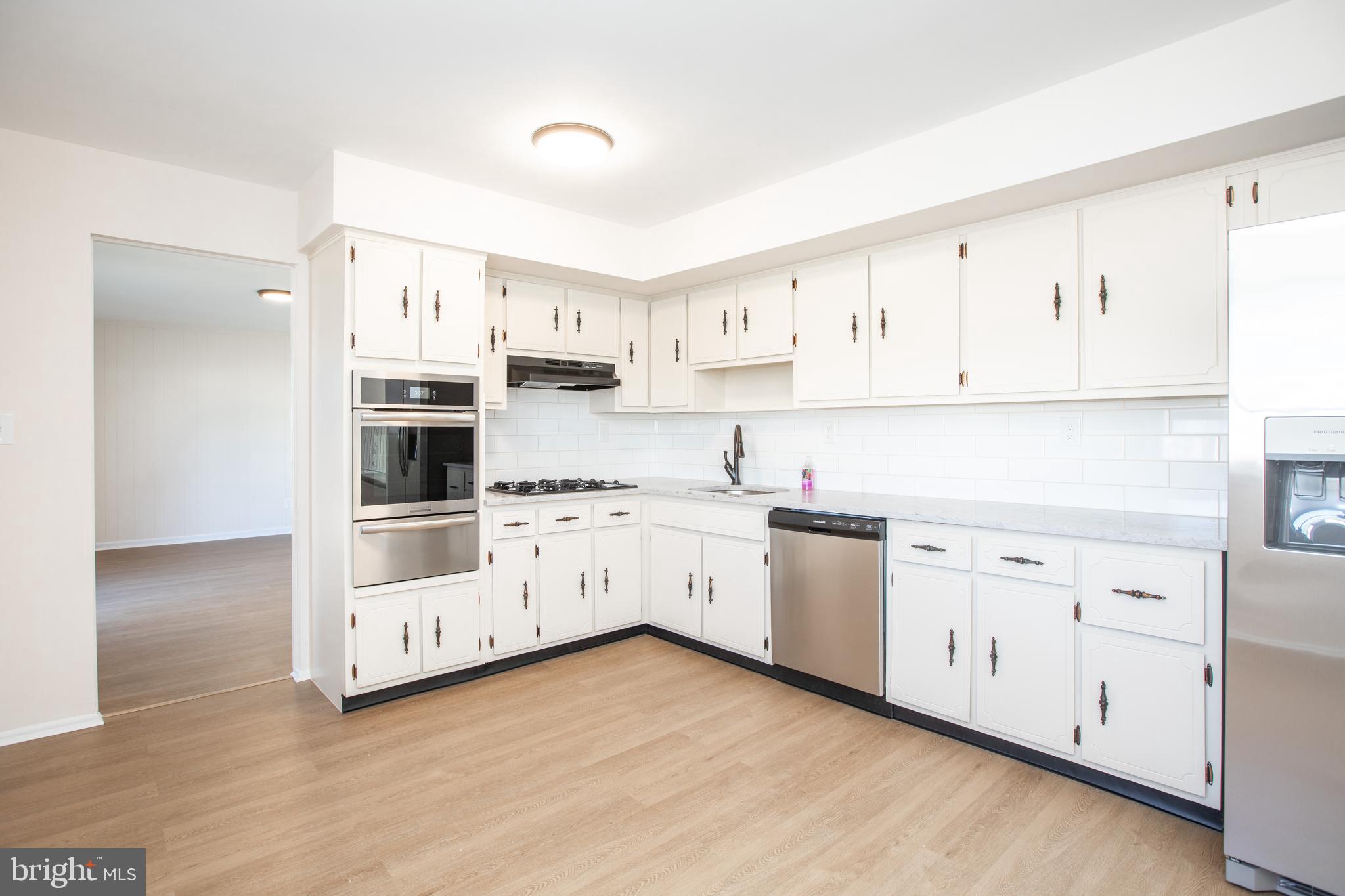 131 Hempstead Road Hamilton, NJ 08610 - Photo 13 of 36 Kitchen with Plenty of Cabinet Space