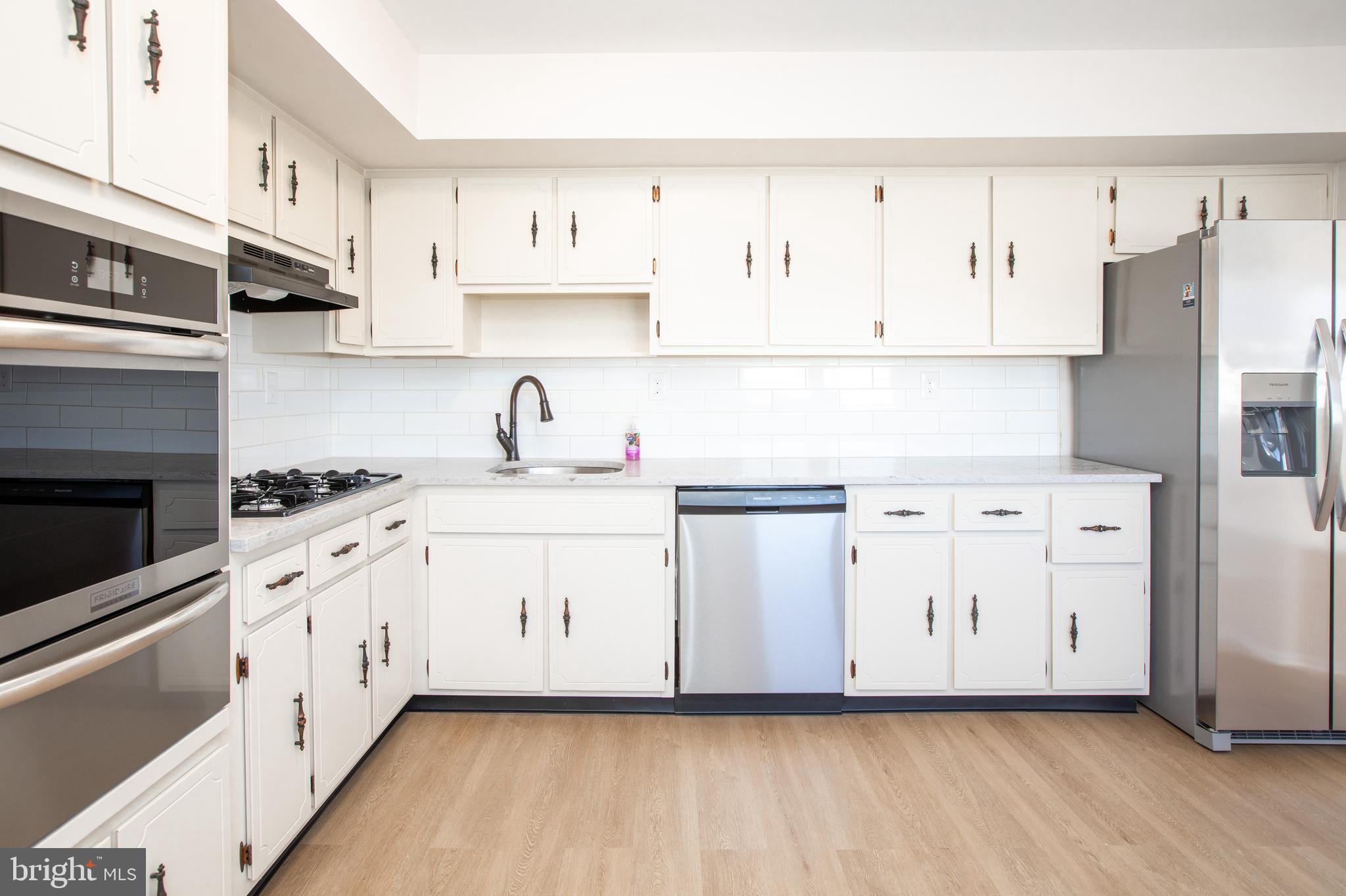 131 Hempstead Road Hamilton, NJ 08610 - Photo 15 of 36 Stainless Steel Appliances