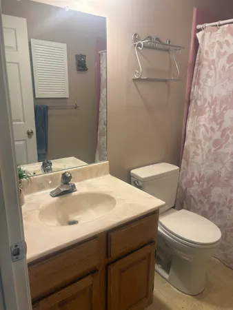 $595,000 | 7 Chelsea Road, Essex Junction, VT 05452