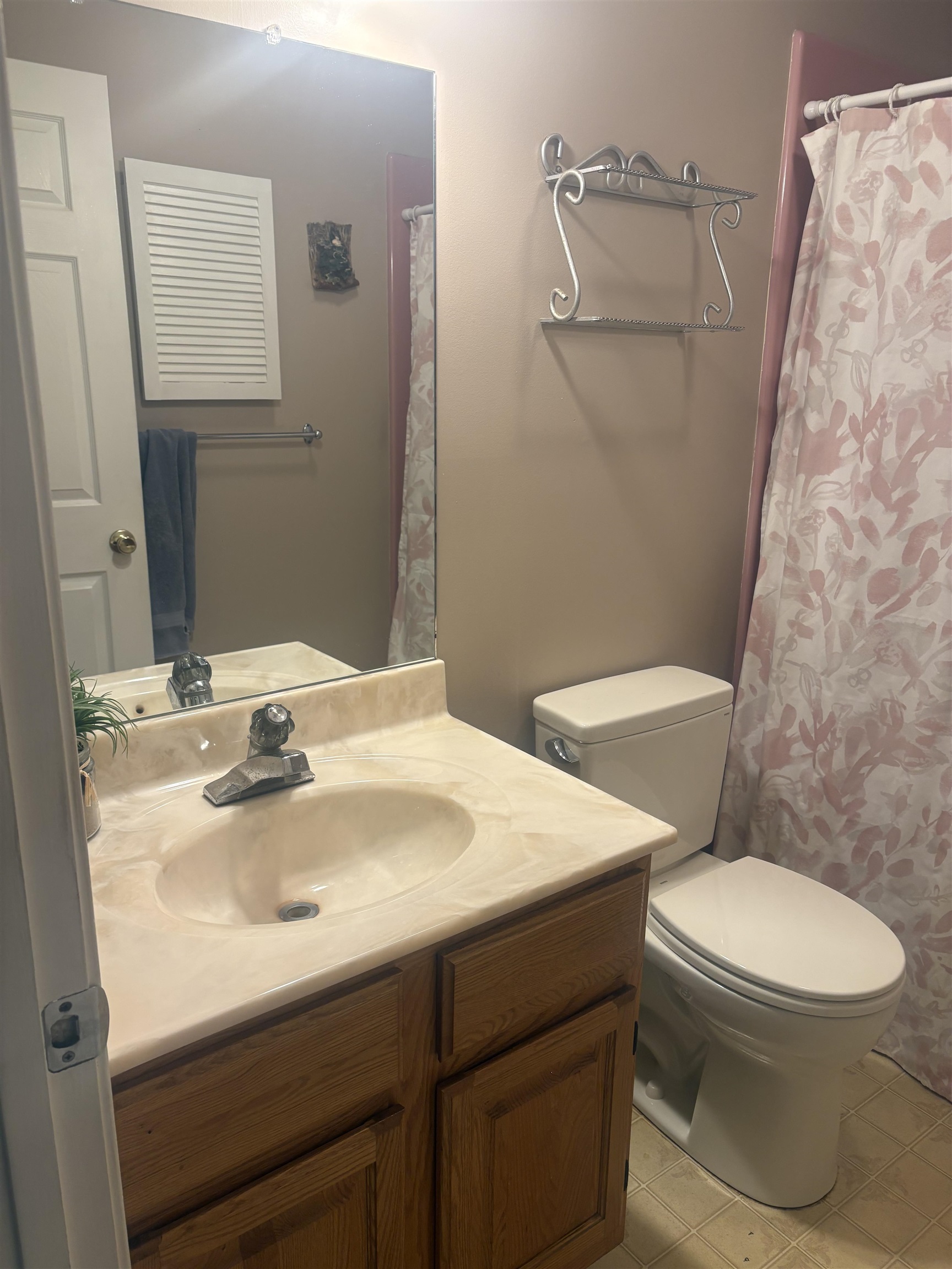 7 Chelsea Road Essex Junction, VT 05452 - Photo 13 of 25