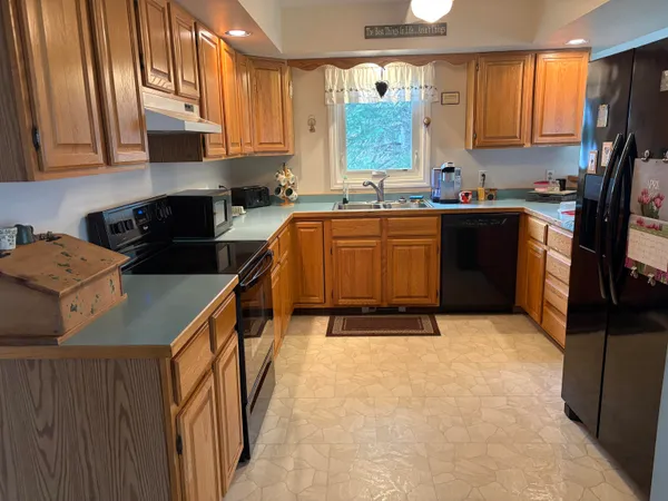 $595,000 | 7 Chelsea Road, Essex Junction, VT 05452