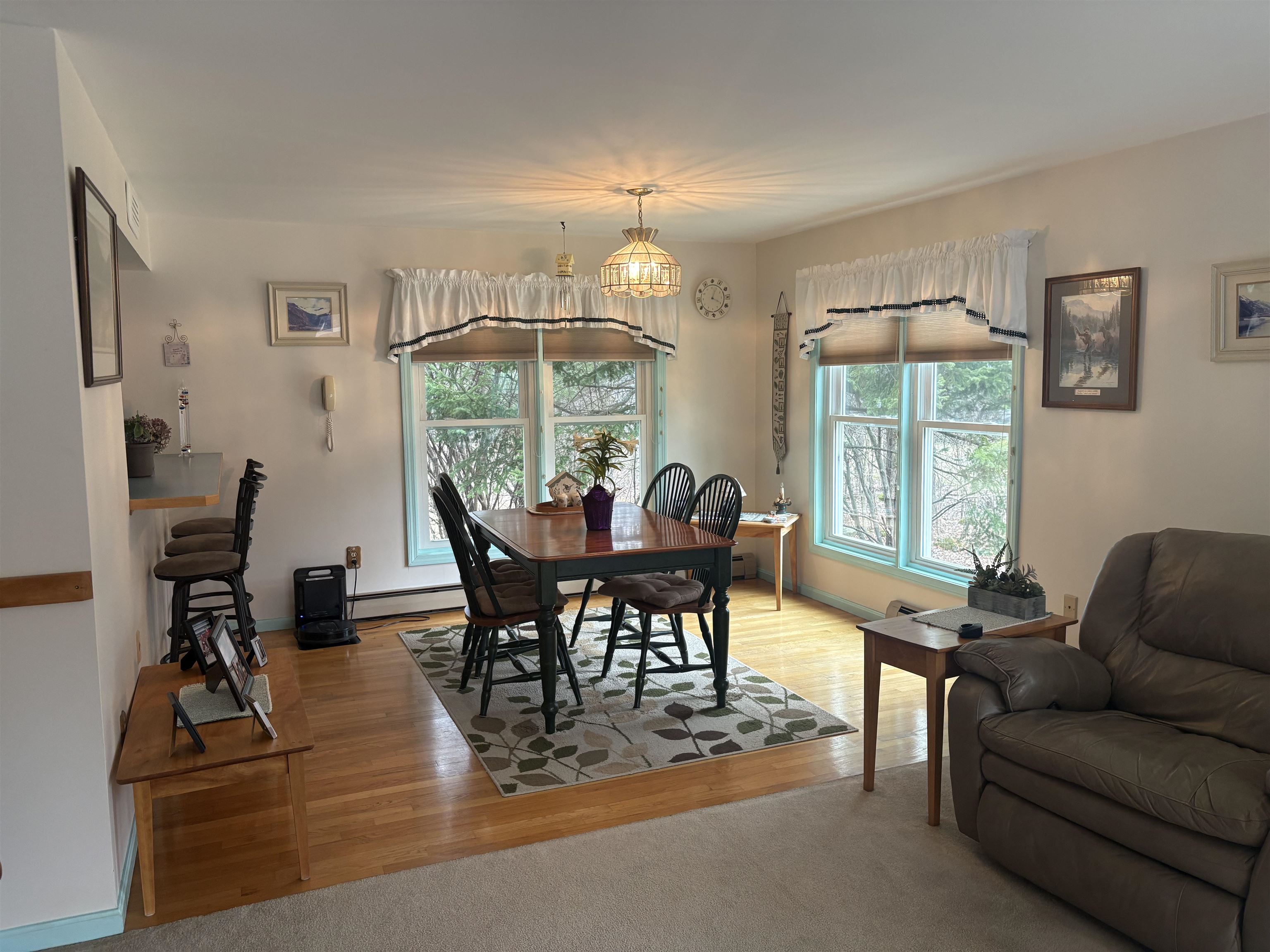 7 Chelsea Road Essex Junction, VT 05452 - Photo 8 of 25