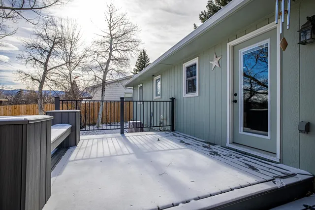 $374,500 | 1231 South Missouri Avenue, Casper, WY 82609