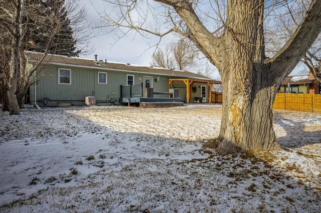 $374,500 | 1231 South Missouri Avenue, Casper, WY 82609
