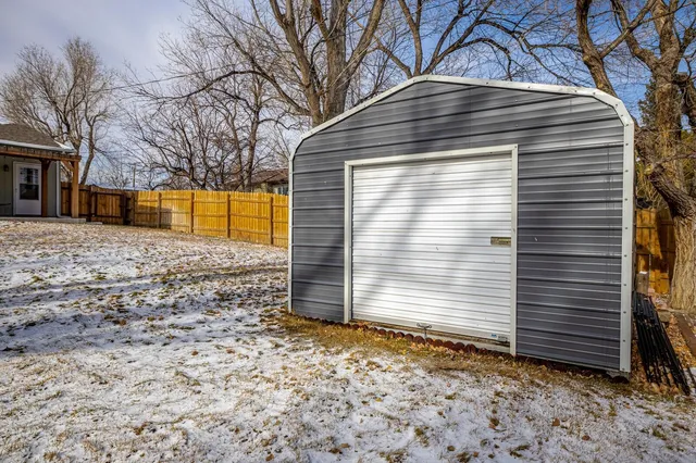 $374,500 | 1231 South Missouri Avenue, Casper, WY 82609