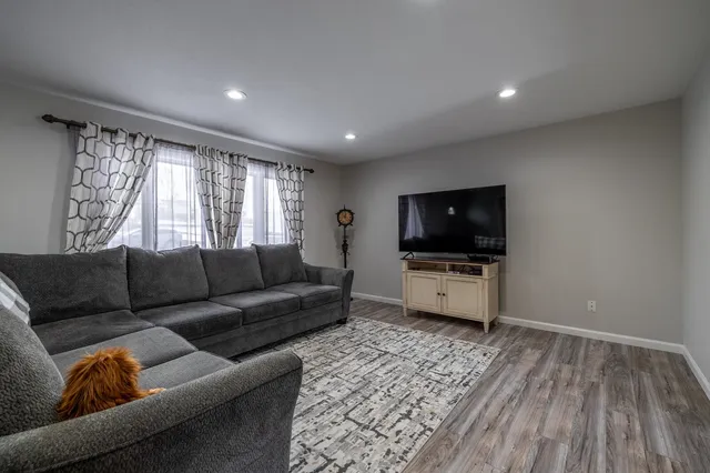 $374,500 | 1231 South Missouri Avenue, Casper, WY 82609