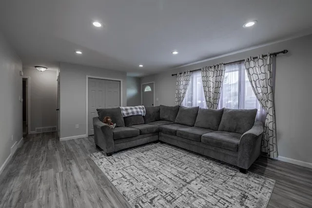 $374,500 | 1231 South Missouri Avenue, Casper, WY 82609