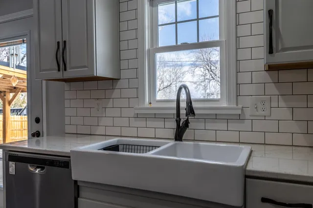 $374,500 | 1231 South Missouri Avenue, Casper, WY 82609