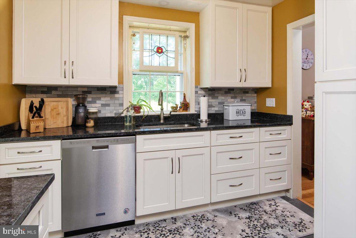 1517 Forest Glen Road Silver Spring, MD 20910 - Photo 16 of 37