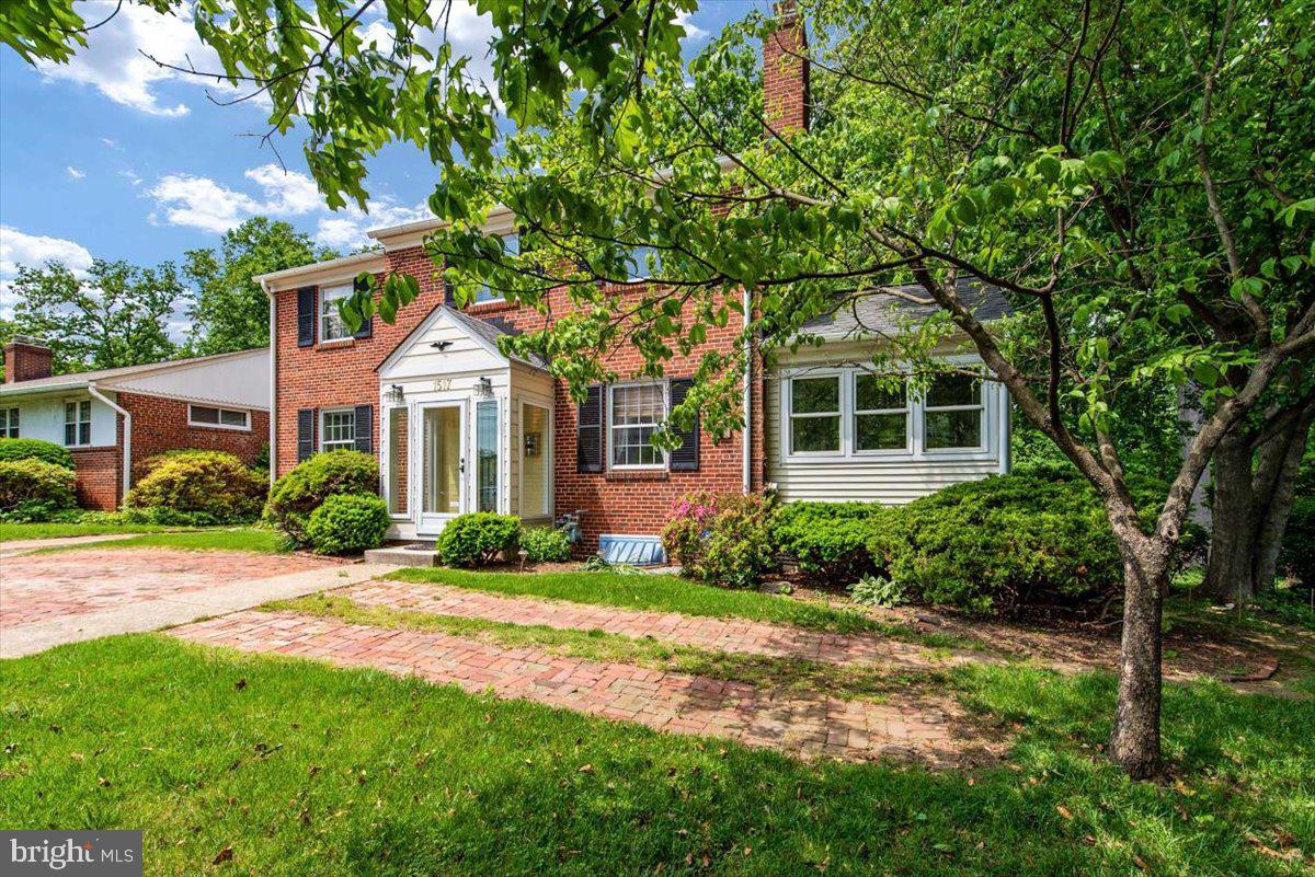 1517 Forest Glen Road Silver Spring, MD 20910 - Photo 2 of 37