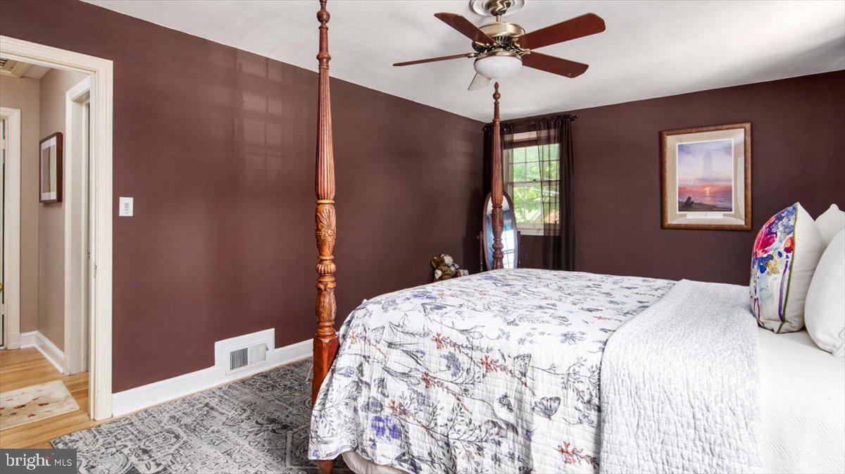 1517 Forest Glen Road Silver Spring, MD 20910 - Photo 21 of 37