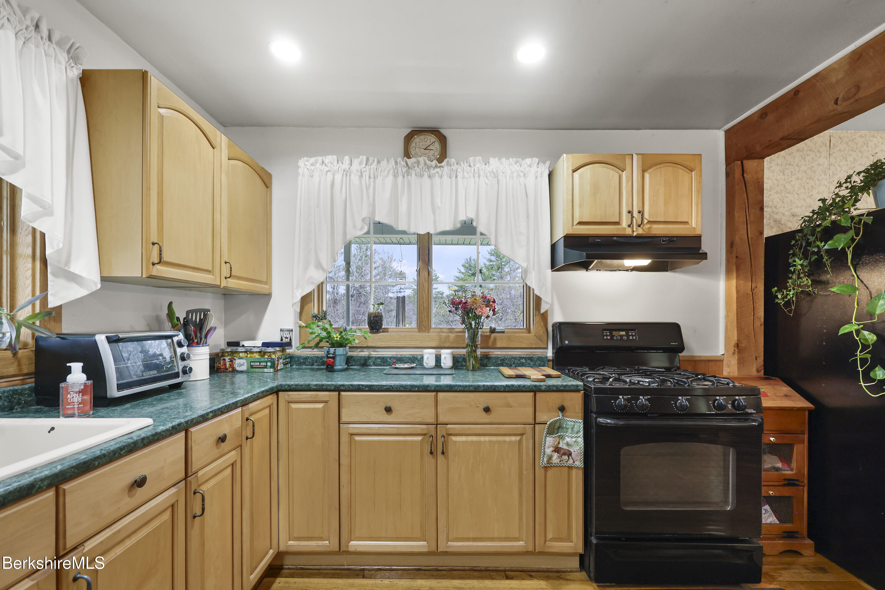86 Hickingbotham Road Peru, MA 01235 - Photo 15 of 52 35 Kitchen