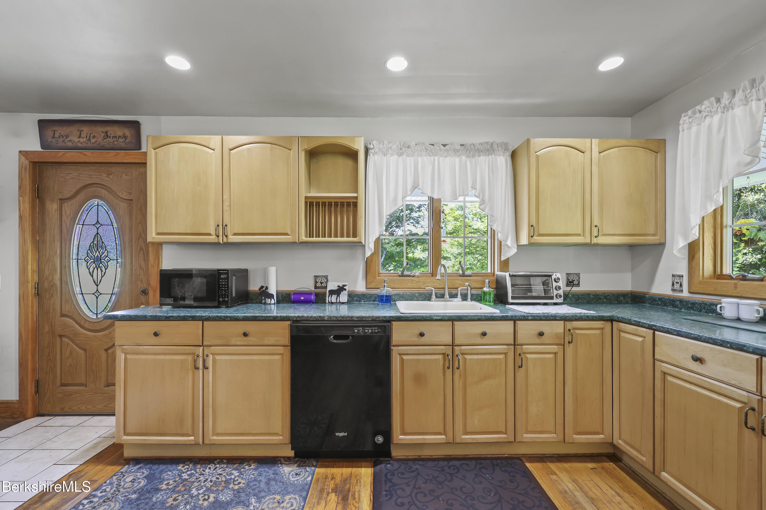 86 Hickingbotham Road Peru, MA 01235 - Photo 18 of 52 Kitchen