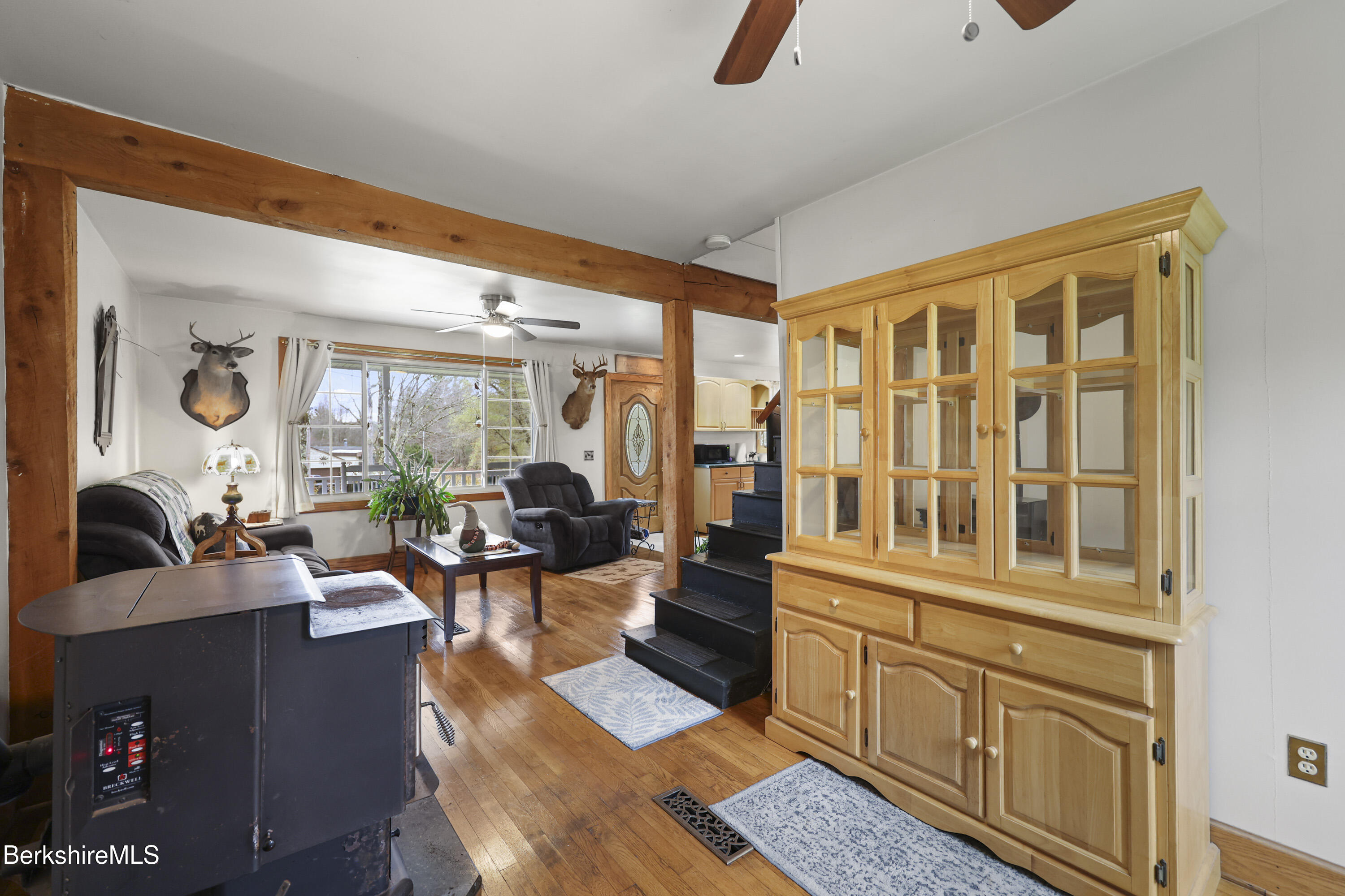 86 Hickingbotham Road Peru, MA 01235 - Photo 30 of 52 Living Room