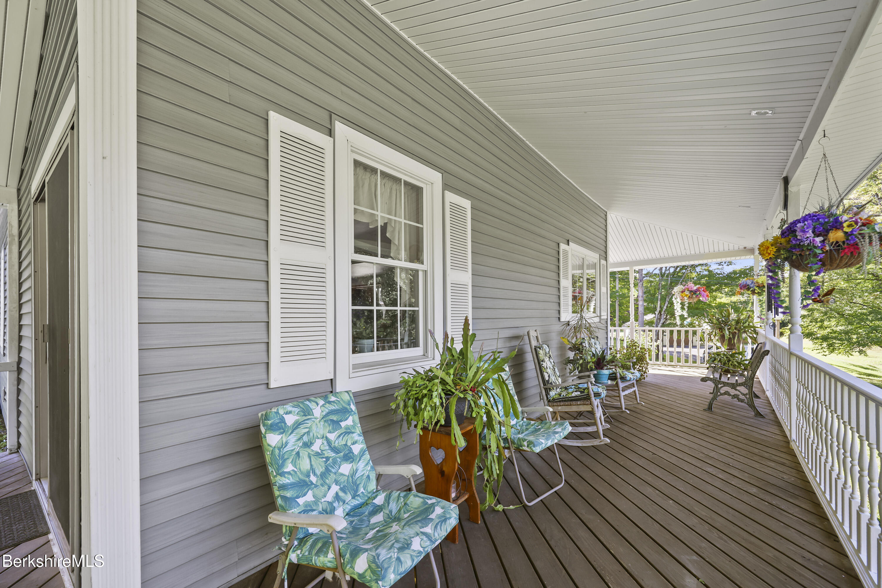 86 Hickingbotham Road Peru, MA 01235 - Photo 7 of 52 Front Porch