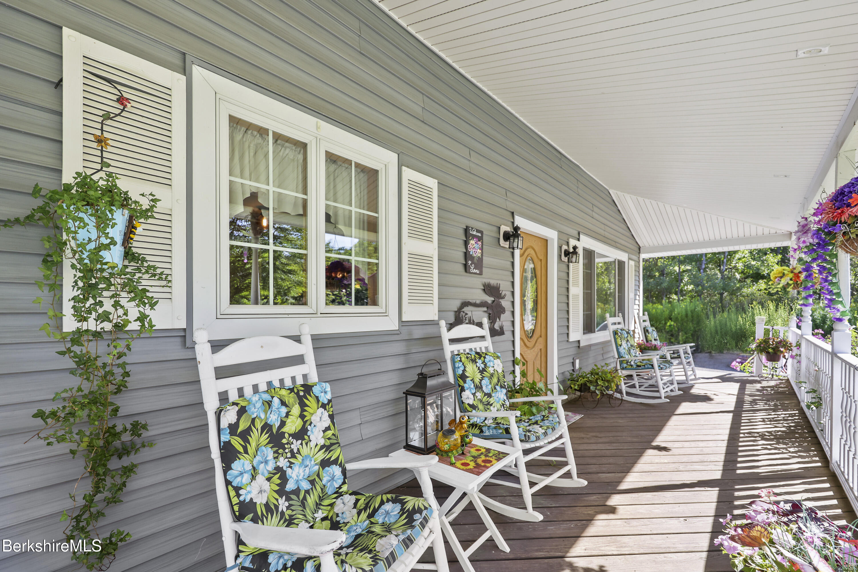 86 Hickingbotham Road Peru, MA 01235 - Photo 10 of 52 Front Porch
