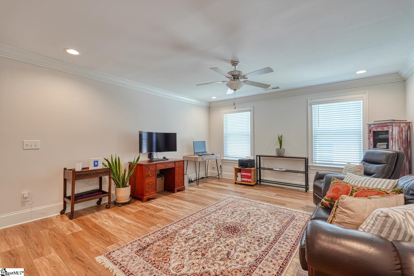201 Tyrian Drive Greenville, SC 29607 - Photo 38 of 50