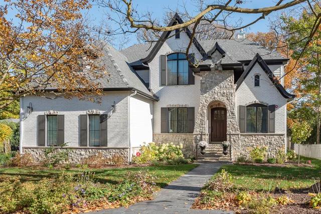 $229,000 | 451 South Garfield Terrace, Lombard, IL 60148