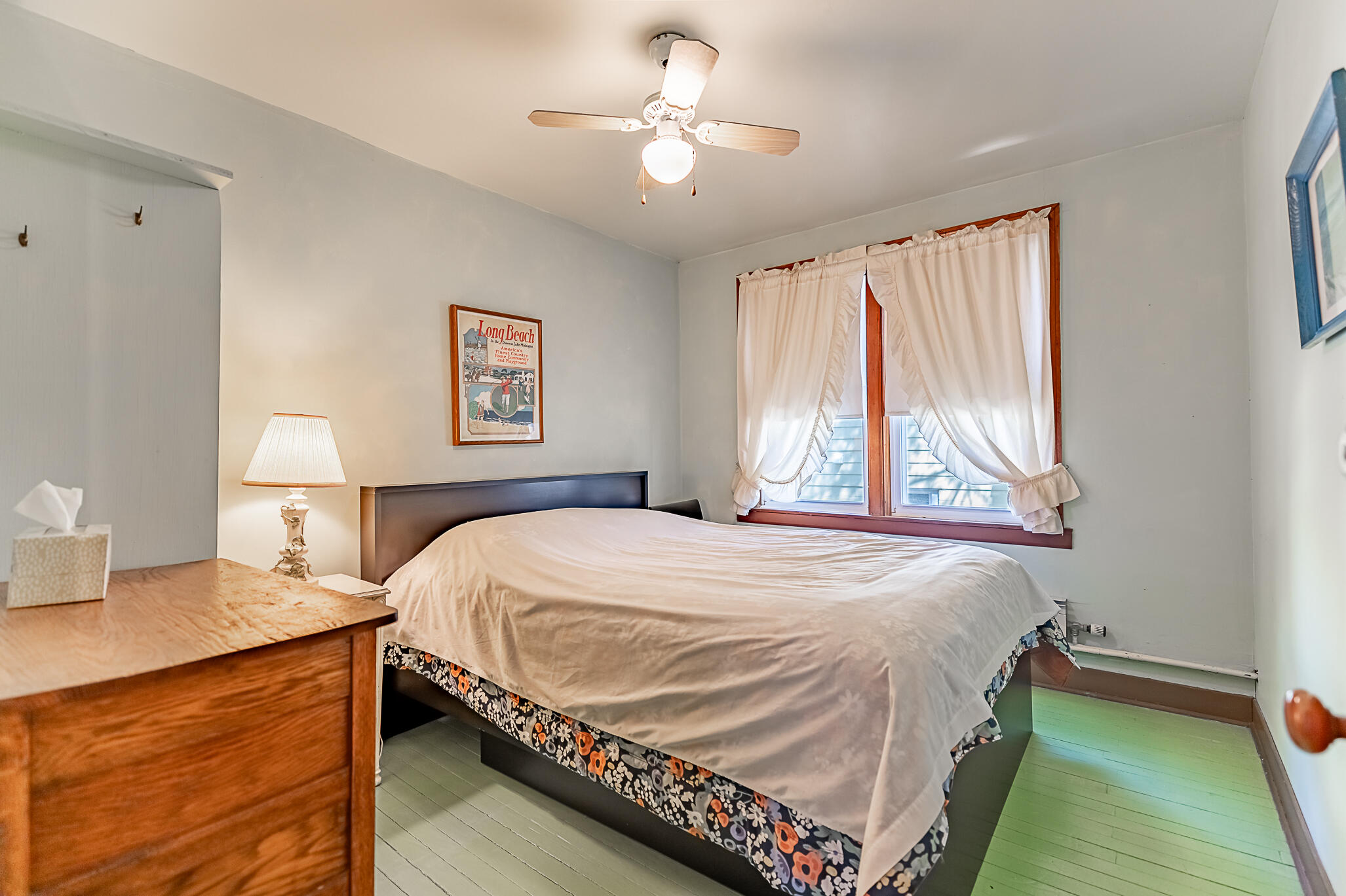 33 Lake Shore County Road Beverly Shores, IN 46301 - Photo 21 of 59 2054x1369