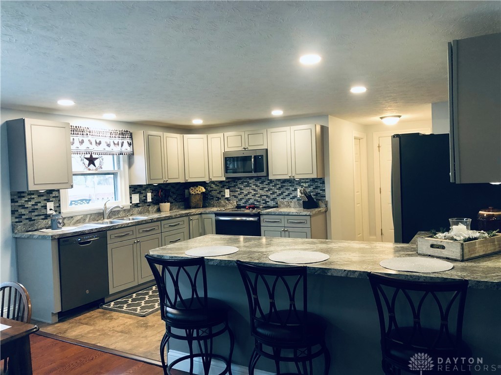 8380 Crossley Road Springboro, OH 45066 - Photo 5 of 20 Gallery Image 5