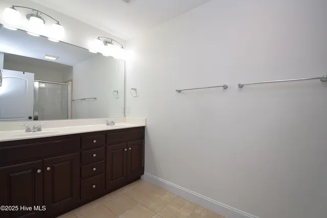 $1,700 | 2401 Sawgrass Drive, Winterville, NC 28590