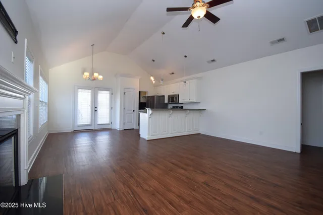 $1,700 | 2401 Sawgrass Drive, Winterville, NC 28590