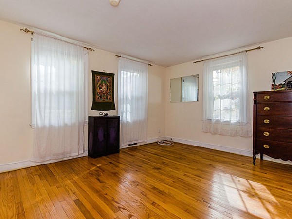 159 Virginia Road Waltham, MA 02453 - Photo 11 of 22 Gallery Image 11