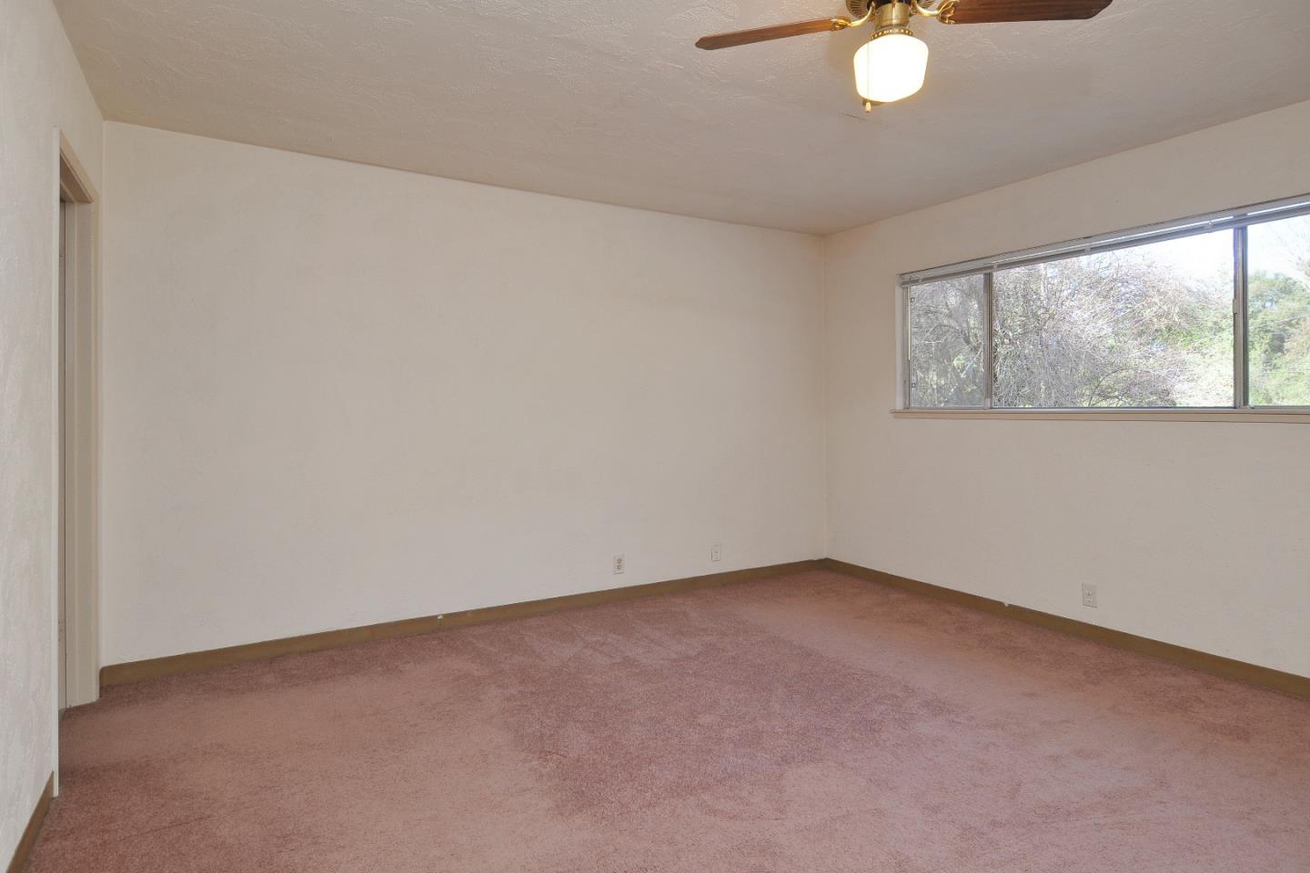 21690 Summit Road Los Gatos, CA 95033 - Photo 11 of 17 Gallery Image 11