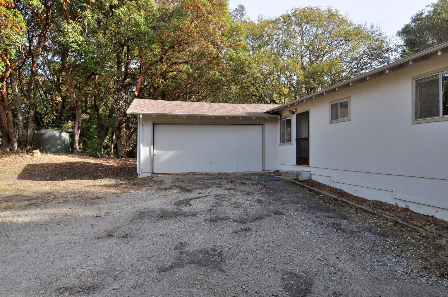 21690 Summit Road Los Gatos, CA 95033 - Photo 4 of 17 Gallery Image 4