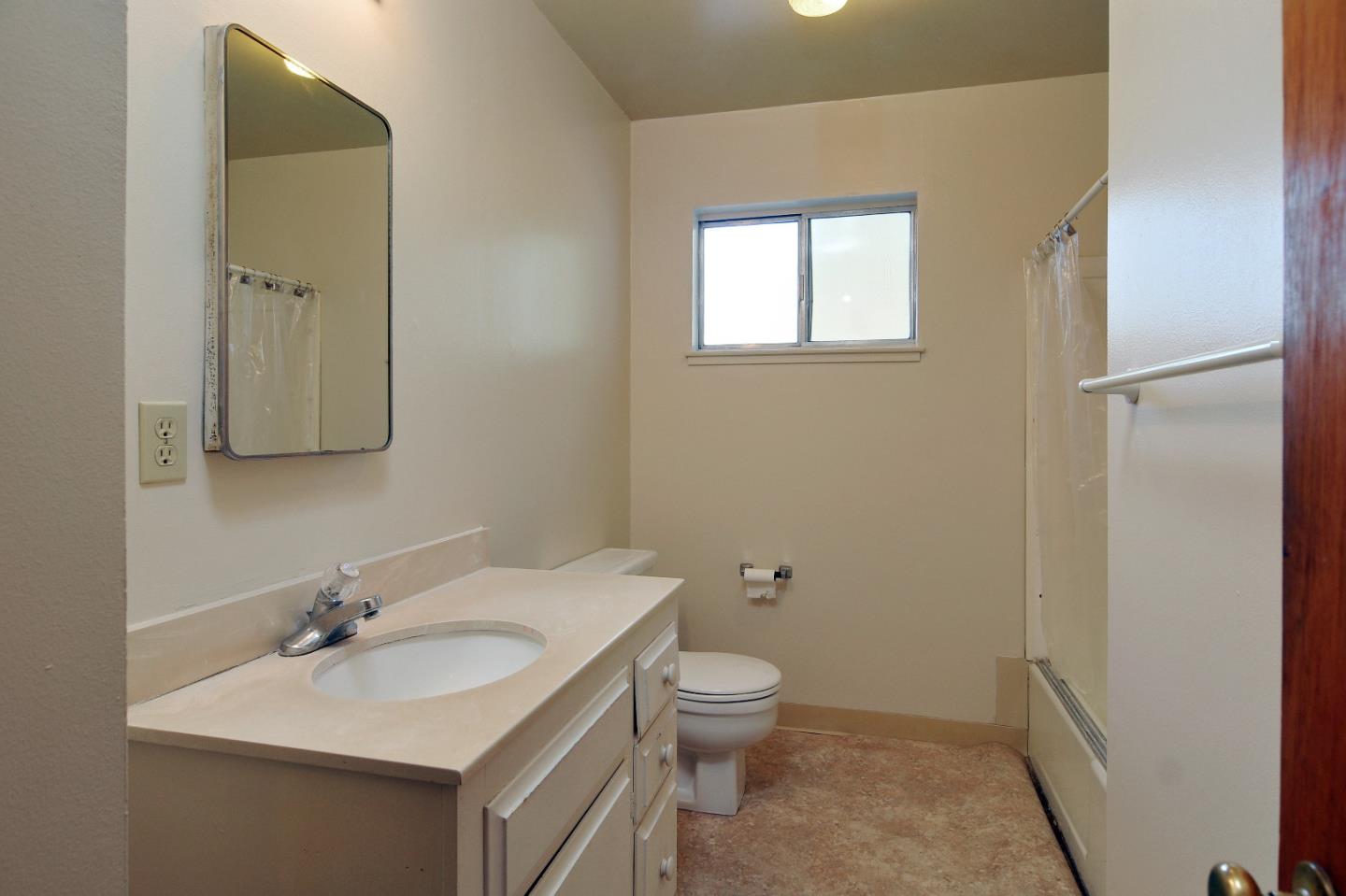 21690 Summit Road Los Gatos, CA 95033 - Photo 10 of 17 Gallery Image 10
