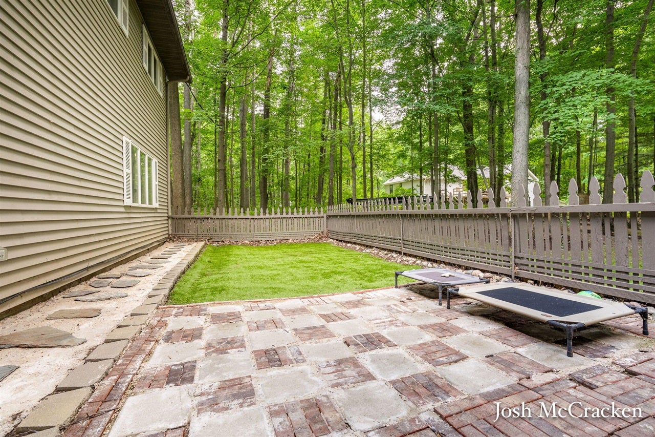 11339 Alpine Road Stanwood, MI 49346 - Photo 16 of 45 Gallery Image 16