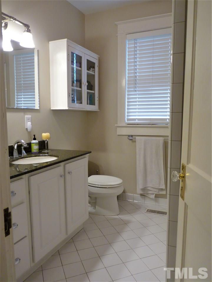 807 West South Street Raleigh, NC 27603 - Photo 12 of 30 Full bath on main level of the house
