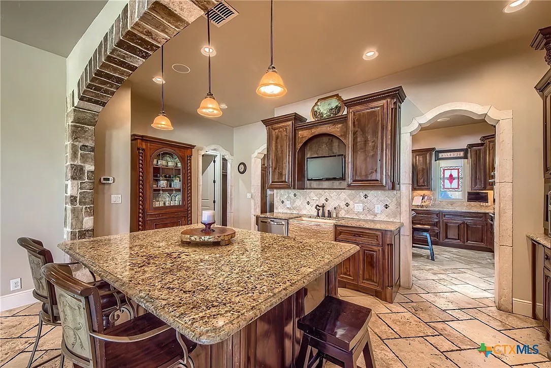 3620 Huber Road Seguin, TX 78155 - Photo 14 of 37