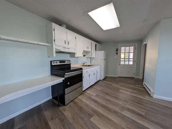 $2,000 | 114 A High Street, Somersworth, NH 03878