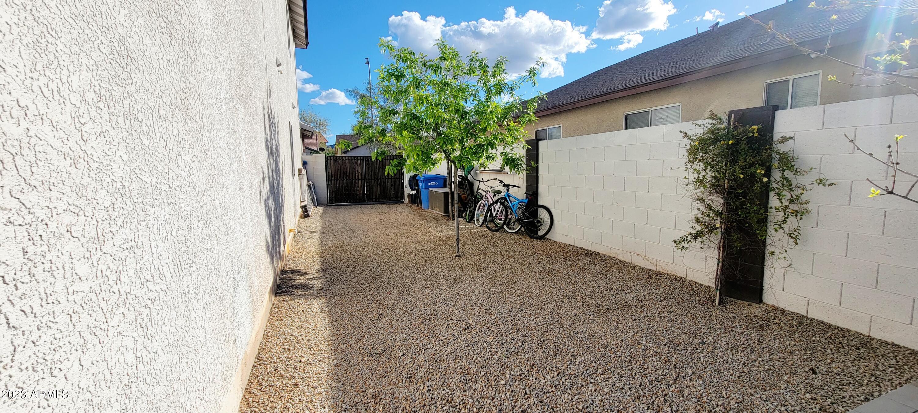 2824 West Pecan Road Phoenix, AZ 85041 - Photo 32 of 34 20230323_163102